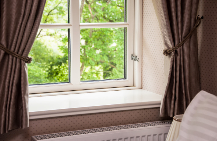 Specialist Window Contractors Near Me